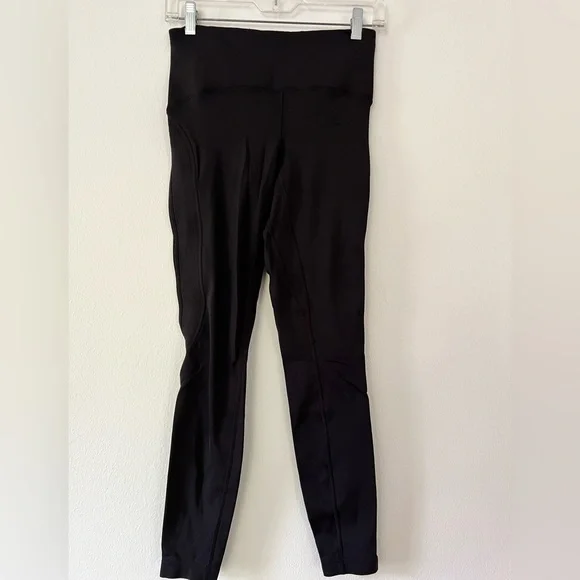 Lululemon high-rise thermal tight 28” - Picture 2 of 5